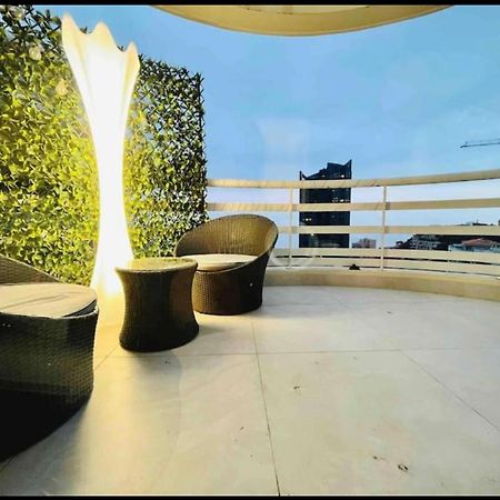 شقة Reve Au 7E Ciel Piscine Baie De Monaco بوزولي المظهر الخارجي الصورة